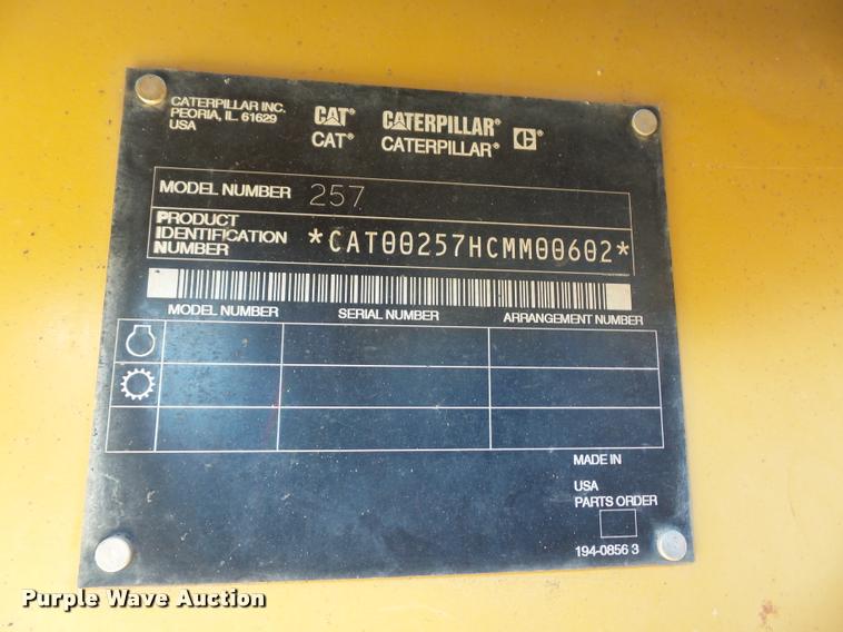 image for item BI9138 2003 Caterpillar 257 skid steer