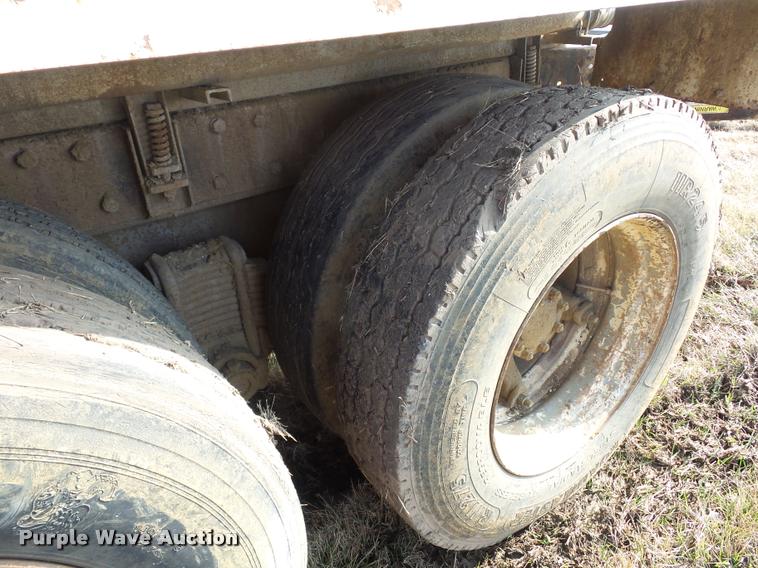 image for item BI9142 1980 Mack water truck