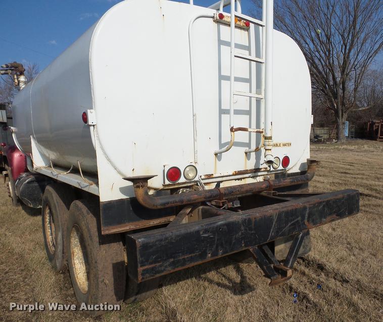 image for item BI9142 1980 Mack water truck