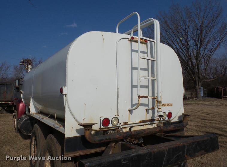 image for item BI9142 1980 Mack water truck