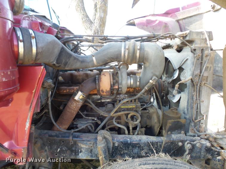 image for item BI9142 1980 Mack water truck