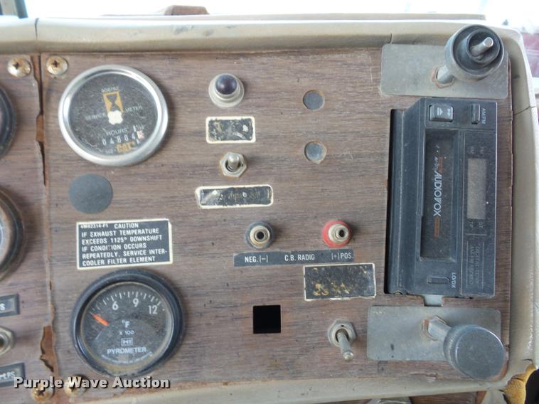 image for item BI9142 1980 Mack water truck