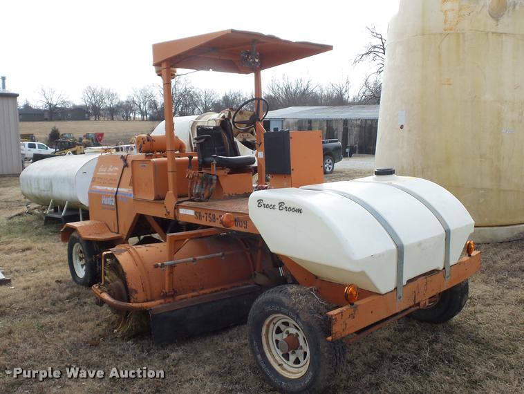 image for item BI9149 Broce RJ300 broom