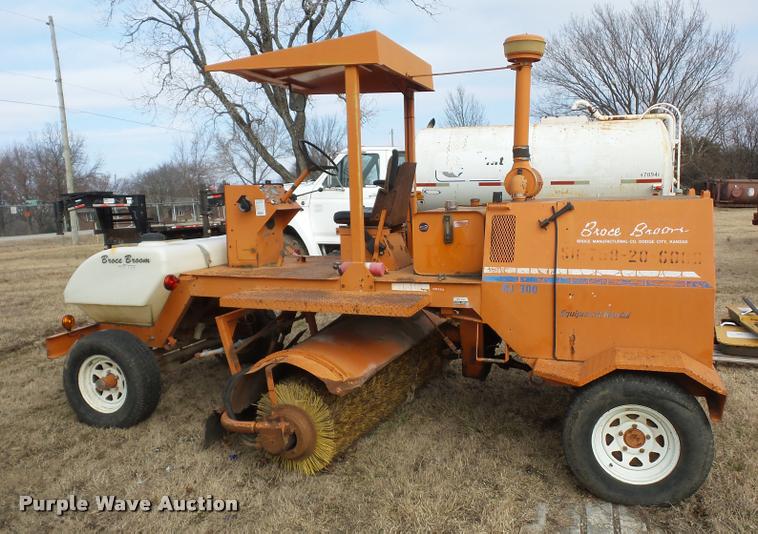 image for item BI9149 Broce RJ300 broom