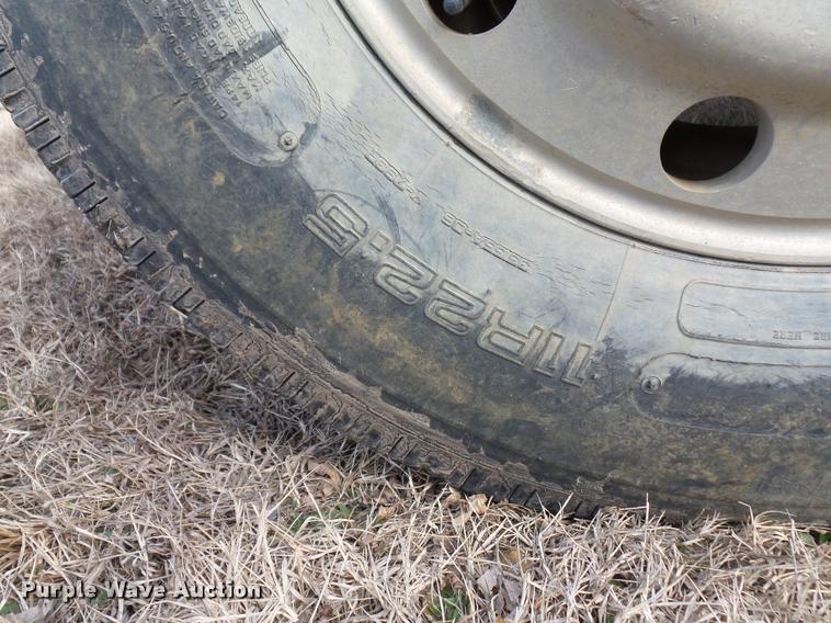 image for item BI9150 1992 Ford F700 water truck