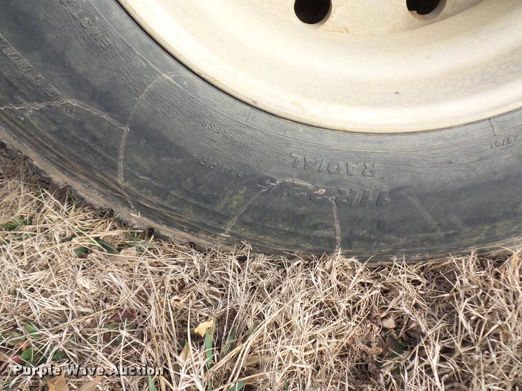 image for item BI9150 1992 Ford F700 water truck