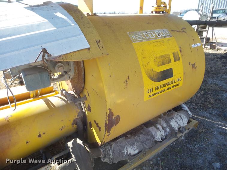 image for item BW9153 CEI 800 oil heater