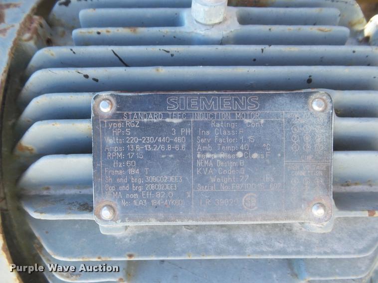 image for item BW9153 CEI 800 oil heater