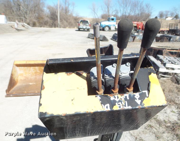 image for item BW9157 Coneqtech Universal AP600 skid steer cold planer