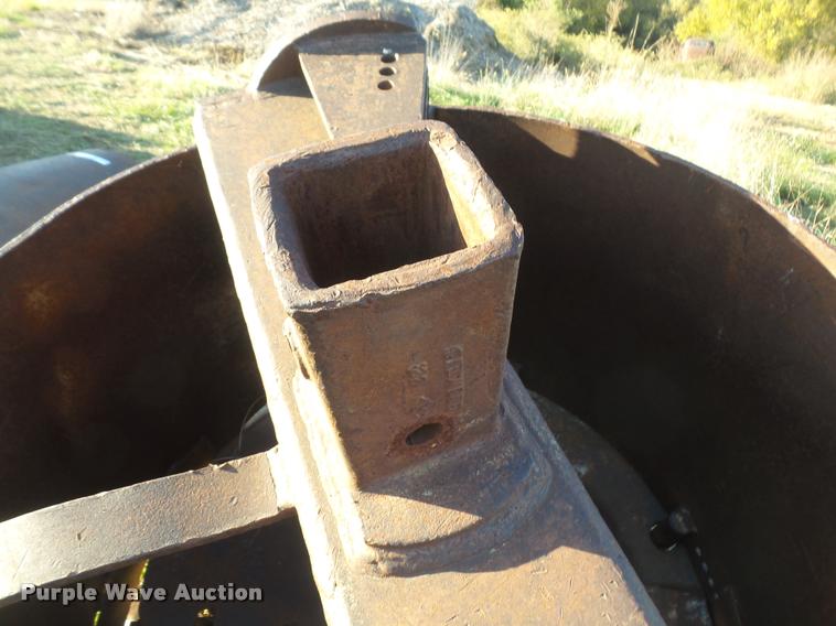 image for item BW9500 48" muck bucket