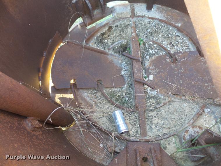 image for item BW9500 48" muck bucket