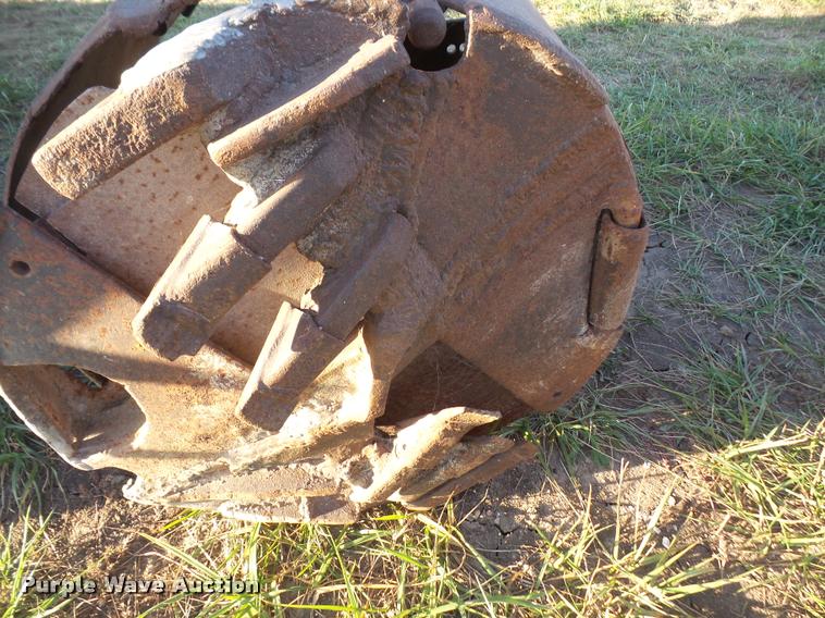 image for item BW9501 28" muck bucket