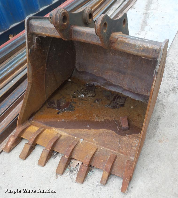 image for item BW9731 Excavator bucket