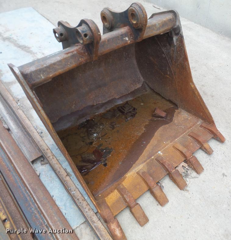 image for item BW9731 Excavator bucket