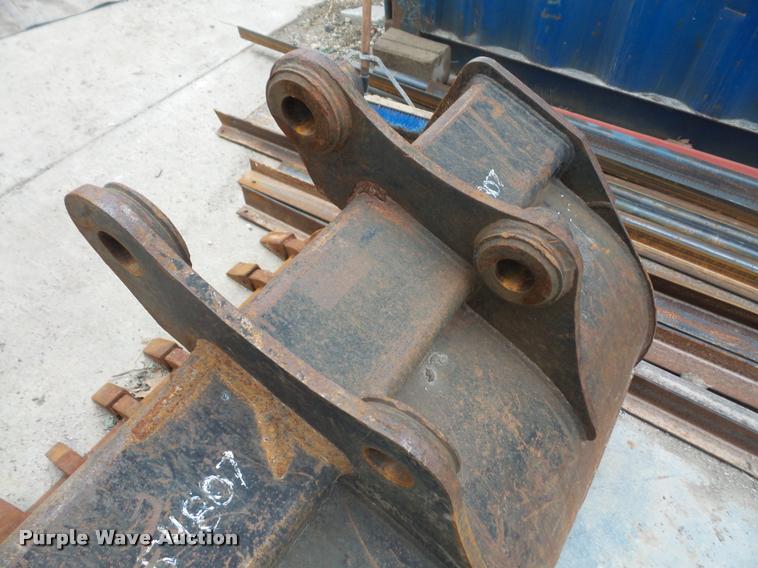 image for item BW9731 Excavator bucket