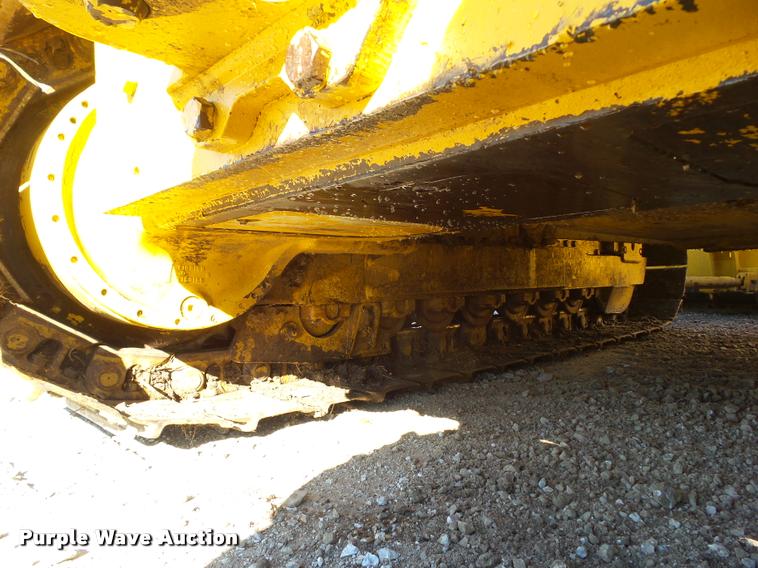 image for item CB9812 2004 John Deere 850C Series II dozer
