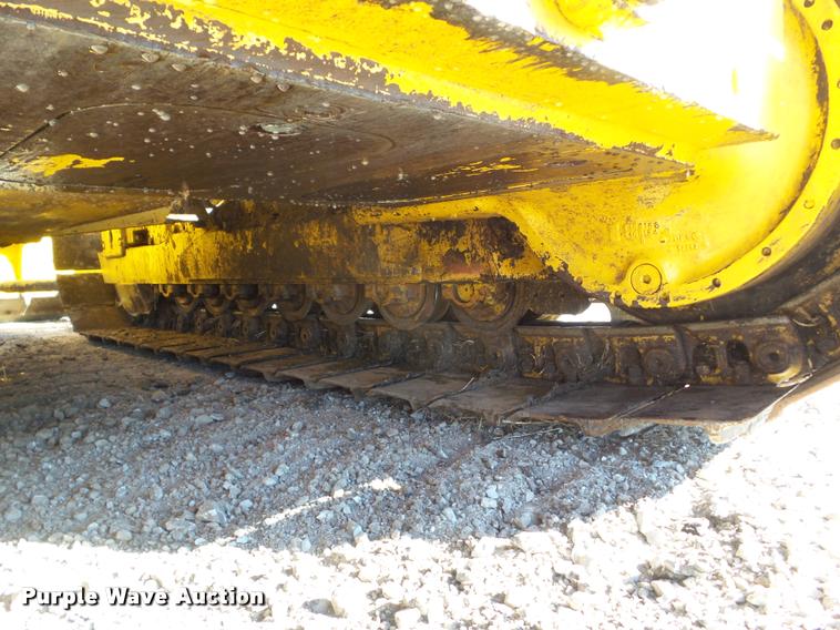 image for item CB9812 2004 John Deere 850C Series II dozer