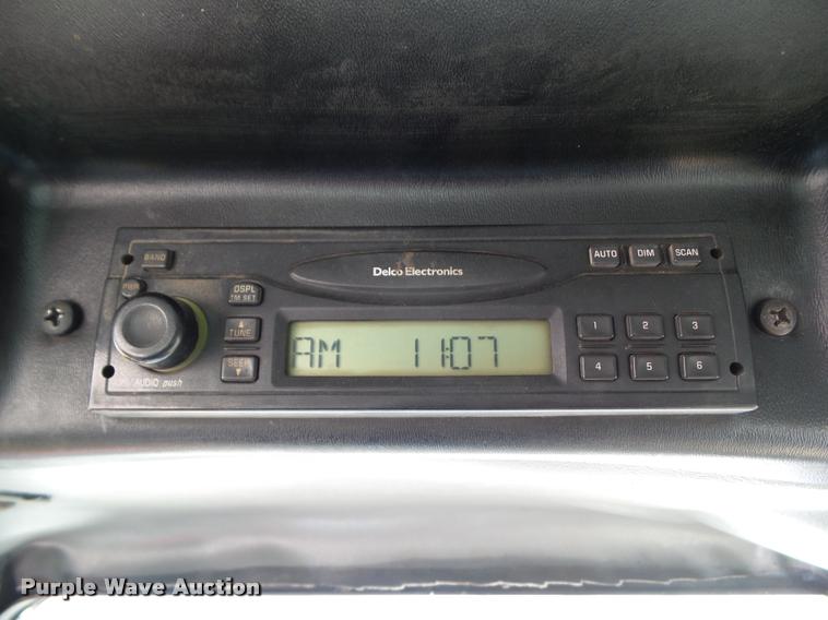 image for item CB9812 2004 John Deere 850C Series II dozer