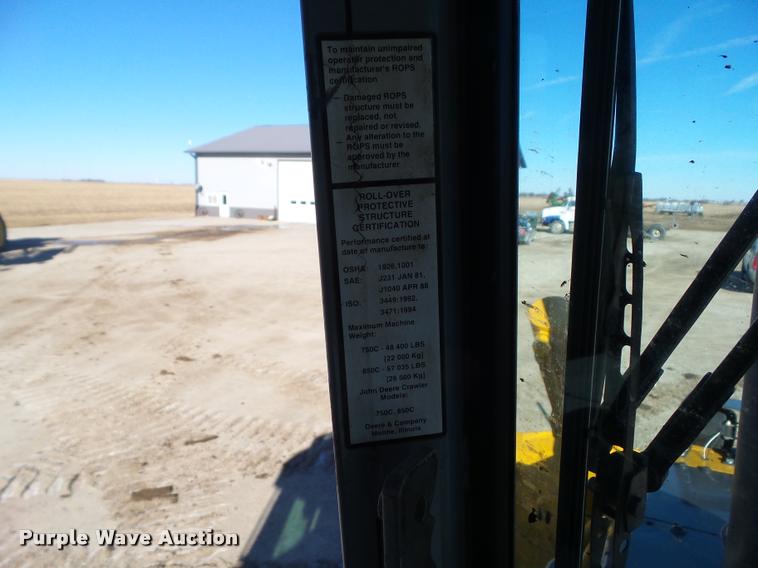 image for item CB9812 2004 John Deere 850C Series II dozer