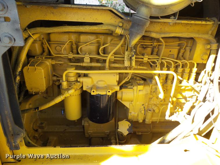 image for item CB9812 2004 John Deere 850C Series II dozer