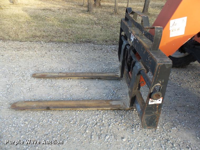 image for item CC9063 1997 Sky Trak 8042 telehandler