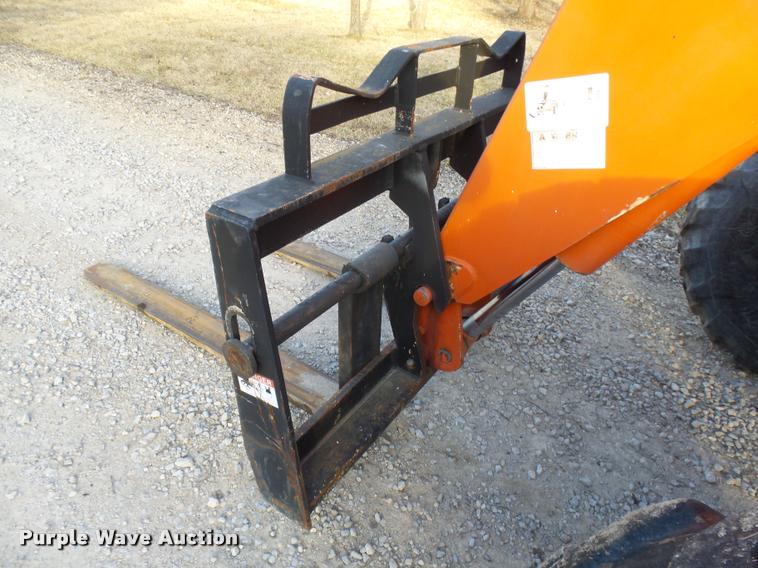 image for item CC9063 1997 Sky Trak 8042 telehandler