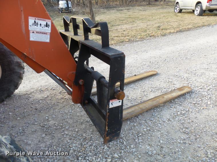 image for item CC9063 1997 Sky Trak 8042 telehandler