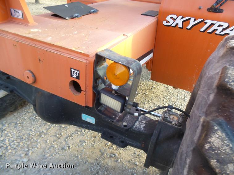 image for item CC9063 1997 Sky Trak 8042 telehandler