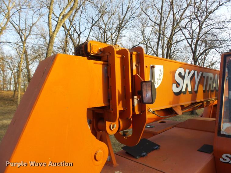 image for item CC9063 1997 Sky Trak 8042 telehandler