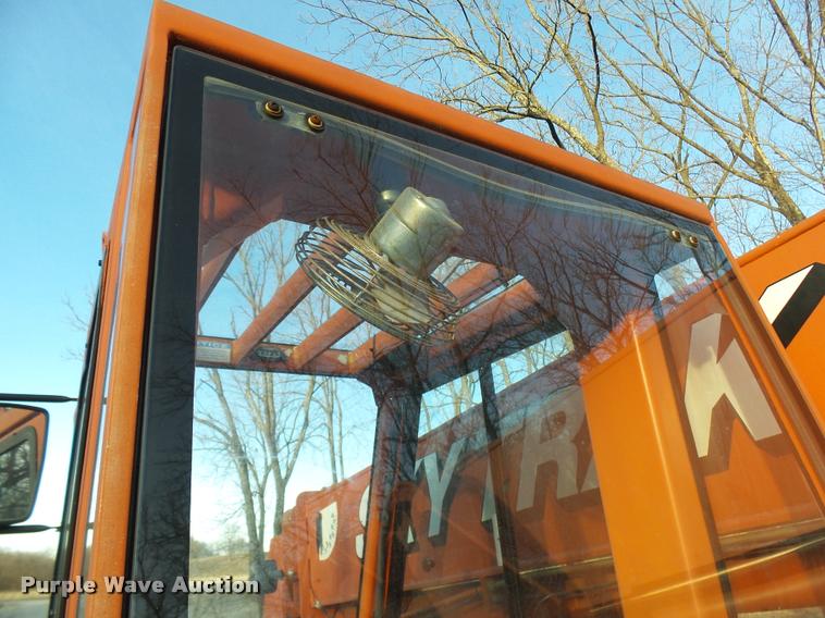 image for item CC9063 1997 Sky Trak 8042 telehandler