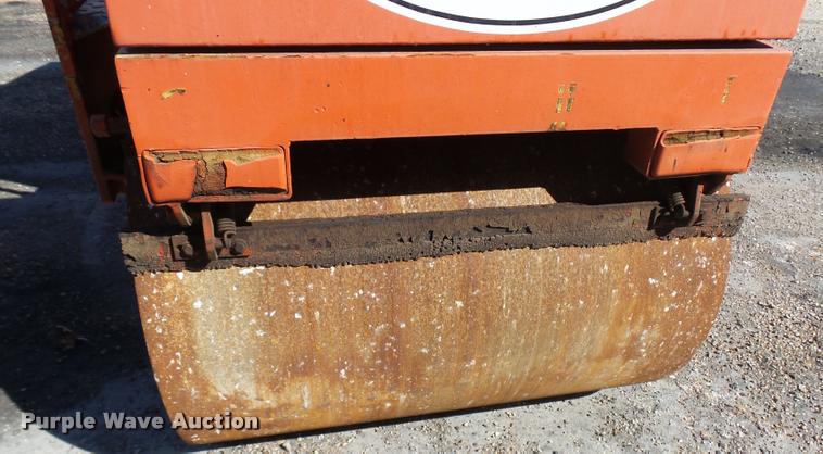 image for item CC9098 Vibromax W255K single drum roller