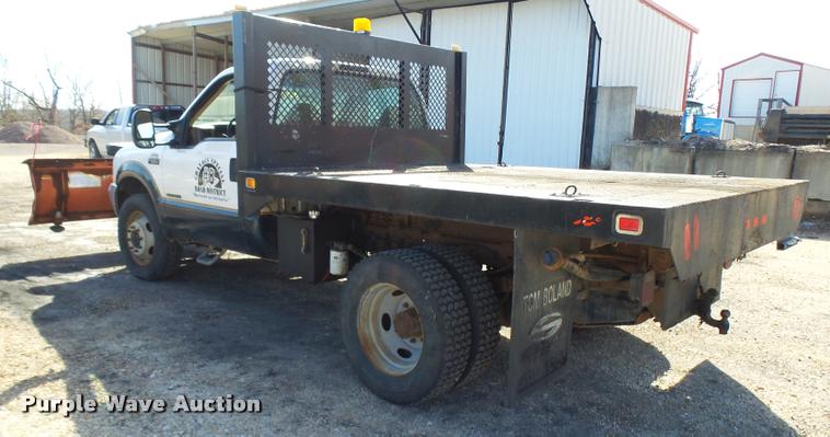 image for item CC9099 2001 Ford F550 Super Duty flat dump bed truck