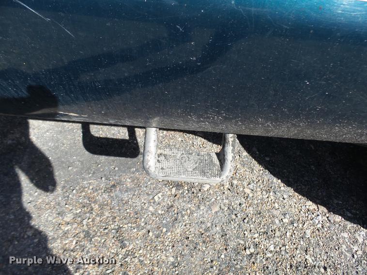 image for item CC9099 2001 Ford F550 Super Duty flat dump bed truck