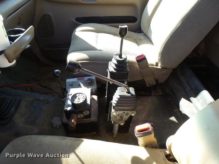 image for item CC9099 2001 Ford F550 Super Duty flat dump bed truck