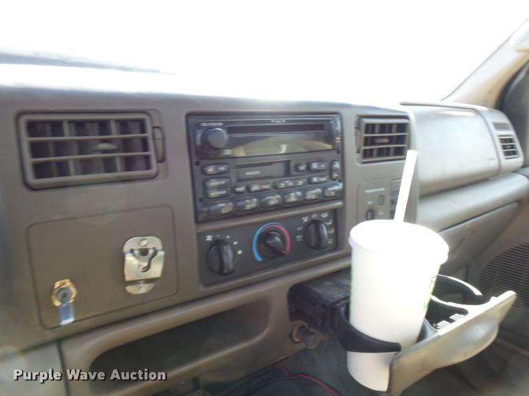 image for item CC9099 2001 Ford F550 Super Duty flat dump bed truck