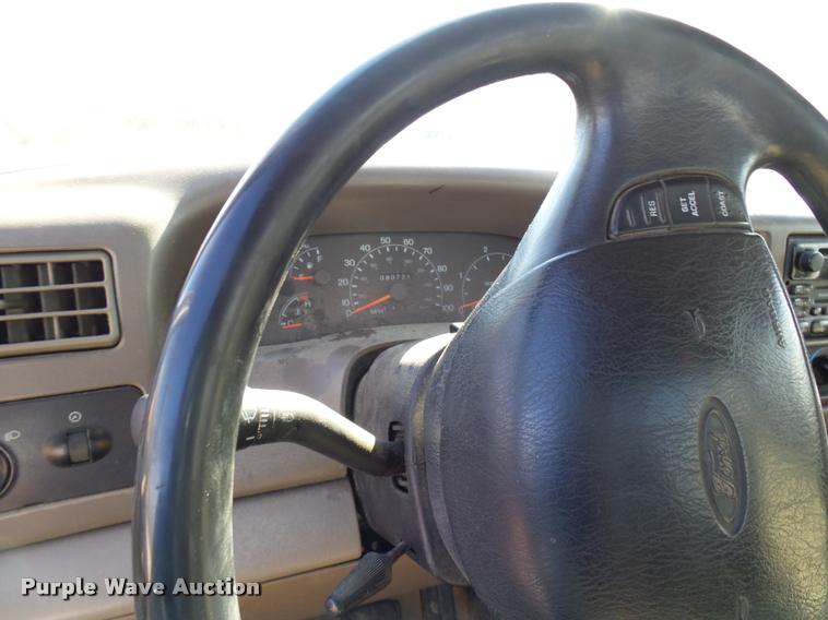 image for item CC9099 2001 Ford F550 Super Duty flat dump bed truck