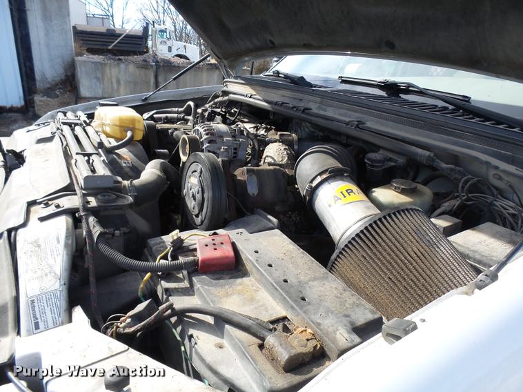 image for item CC9099 2001 Ford F550 Super Duty flat dump bed truck