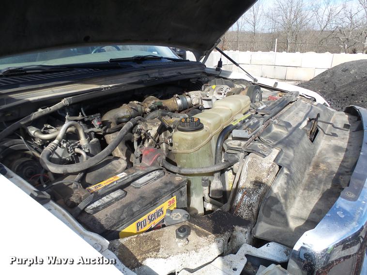 image for item CC9099 2001 Ford F550 Super Duty flat dump bed truck