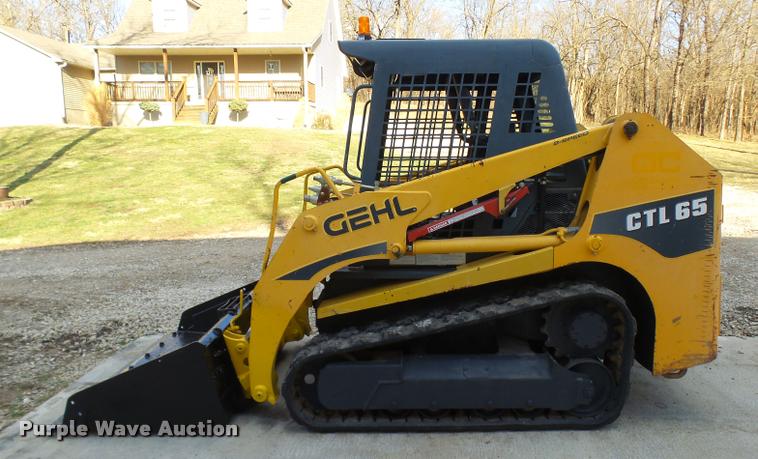 image for item CC9101 2011 Gehl CTL65 skid steer