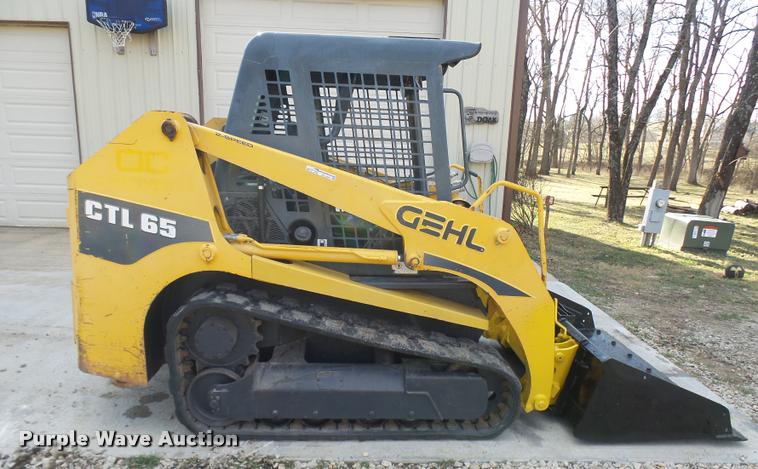 image for item CC9101 2011 Gehl CTL65 skid steer