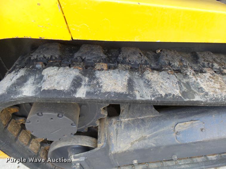 image for item CC9101 2011 Gehl CTL65 skid steer