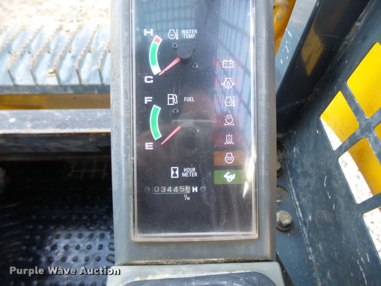 image for item CC9101 2011 Gehl CTL65 skid steer