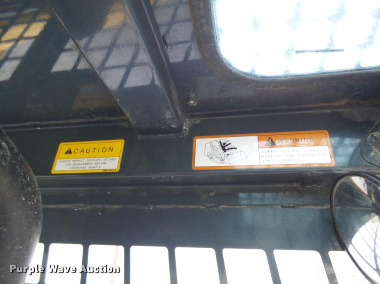 image for item CC9101 2011 Gehl CTL65 skid steer