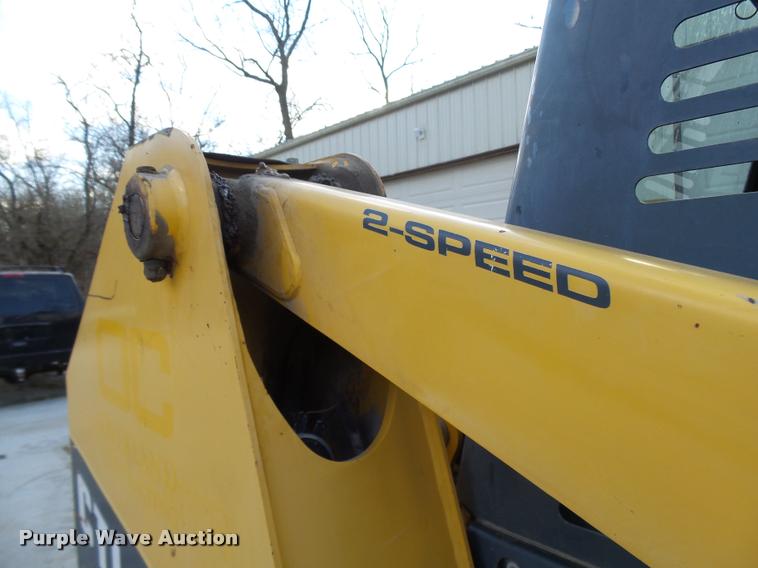 image for item CC9101 2011 Gehl CTL65 skid steer