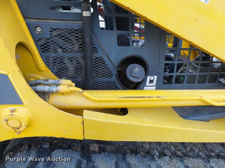 image for item CC9101 2011 Gehl CTL65 skid steer