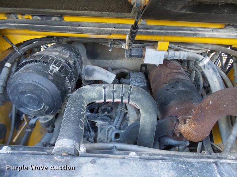 image for item CC9101 2011 Gehl CTL65 skid steer