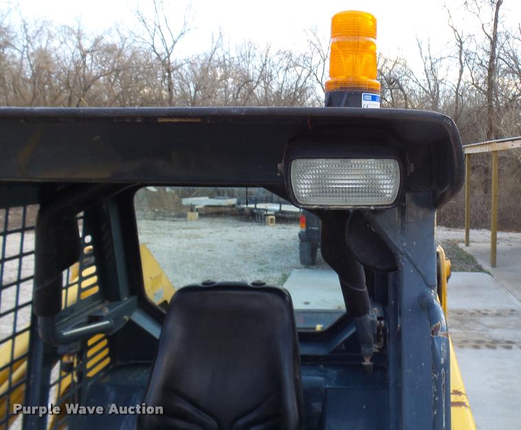 image for item CC9101 2011 Gehl CTL65 skid steer