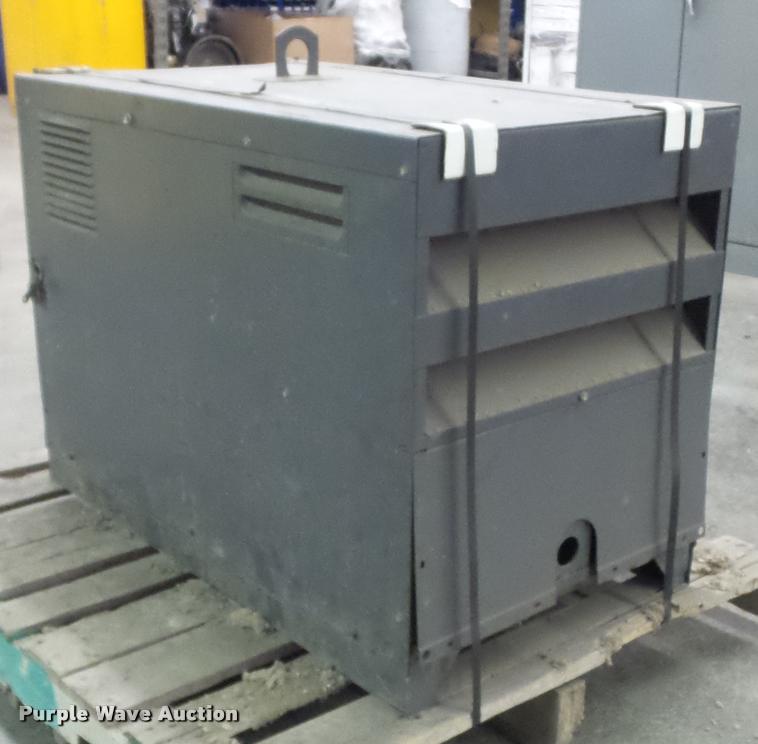 image for item CC9538 Lincoln R3S-600 welder