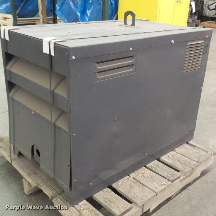 image for item CC9538 Lincoln R3S-600 welder