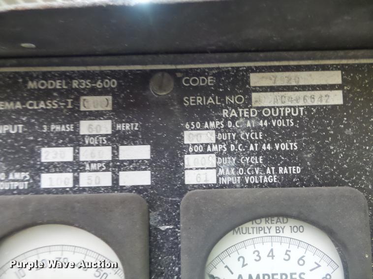 image for item CC9538 Lincoln R3S-600 welder